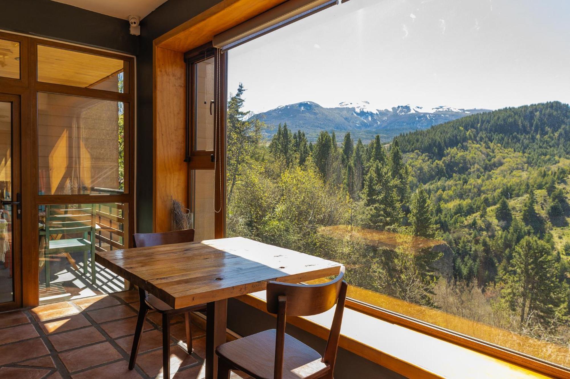 Nomades Hotel Boutique Coyhaique Extérieur photo